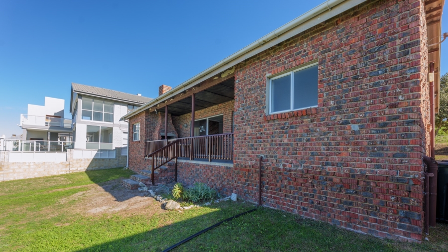 To Let 3 Bedroom Property for Rent in Agulhas Western Cape